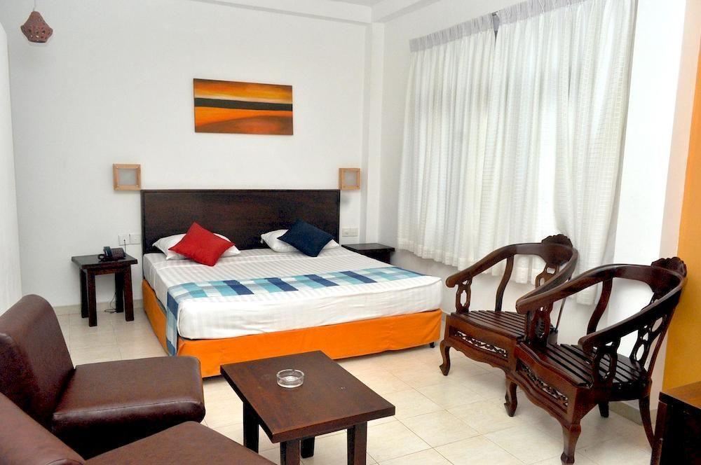 Lavendish Beach Resort Unawatuna Exterior foto
