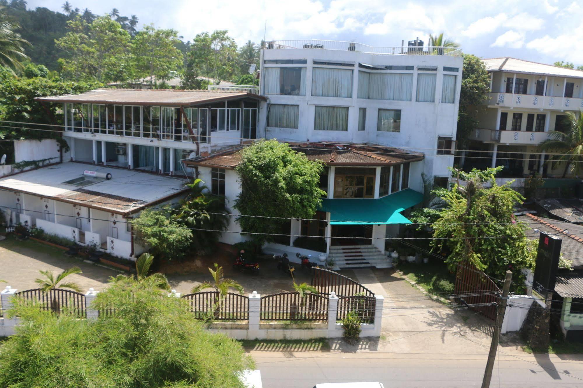 Lavendish Beach Resort Unawatuna Exterior foto