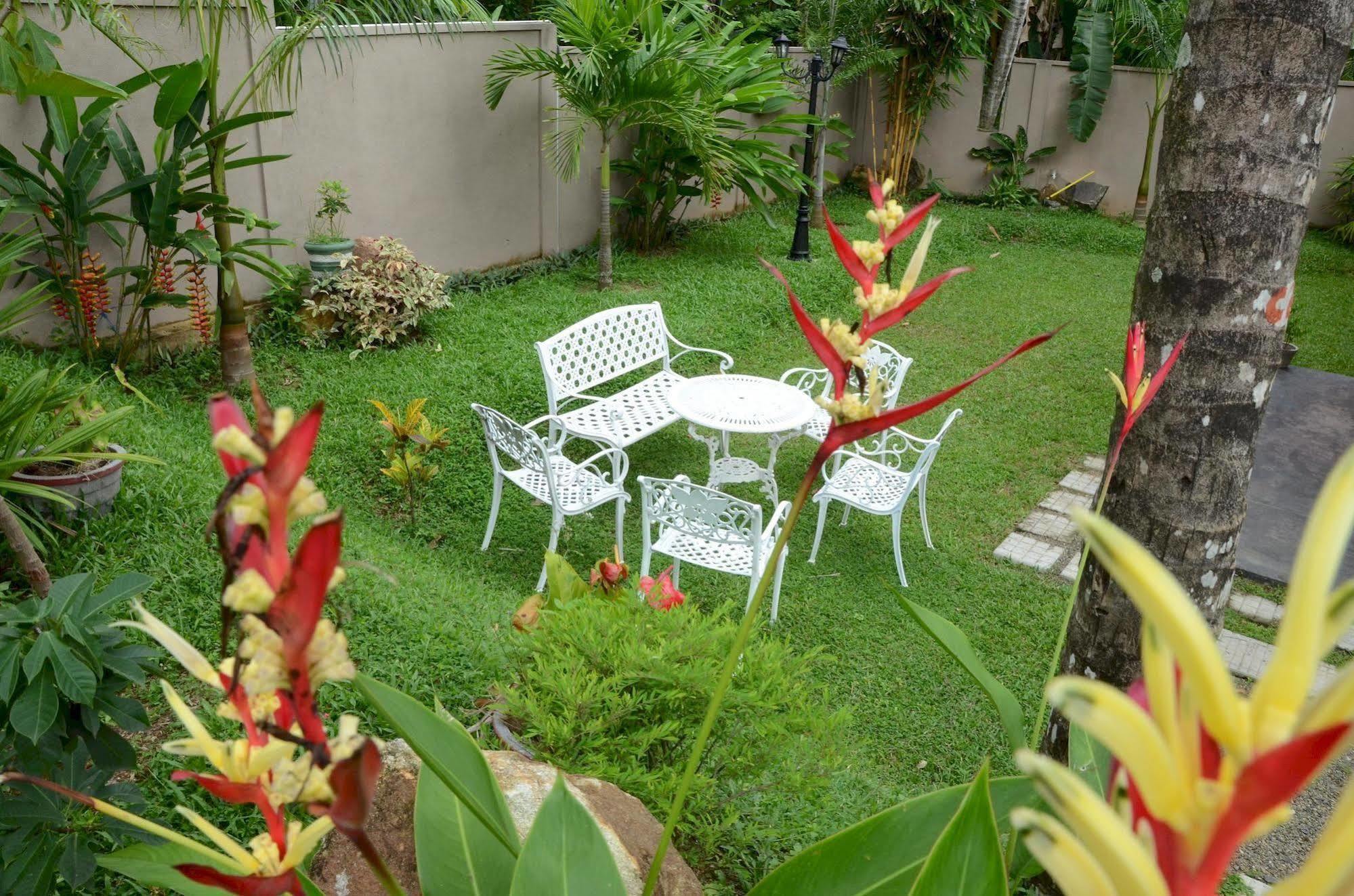 Lavendish Beach Resort Unawatuna Exterior foto